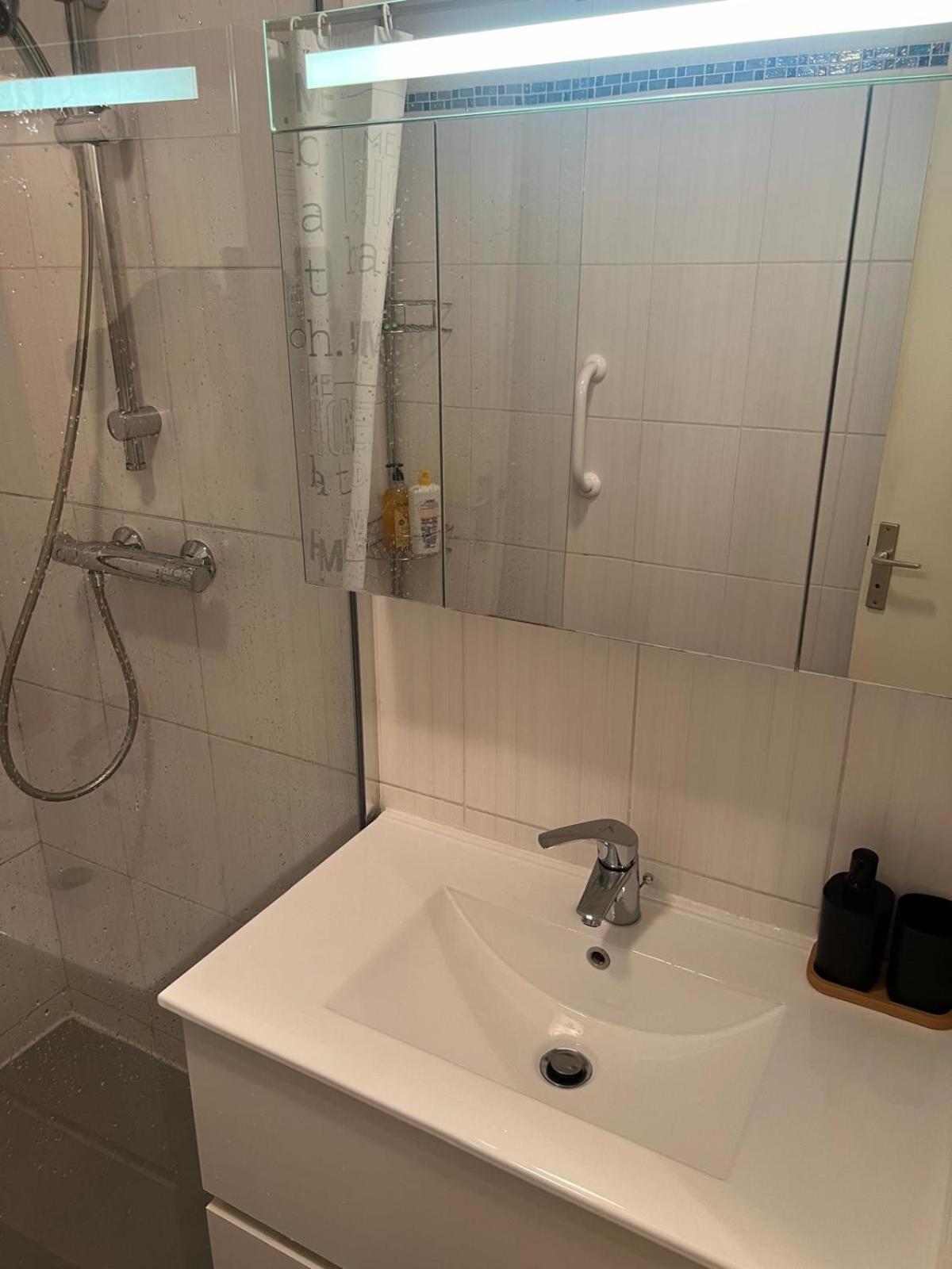 Champion Suites Sarcelles Luaran gambar