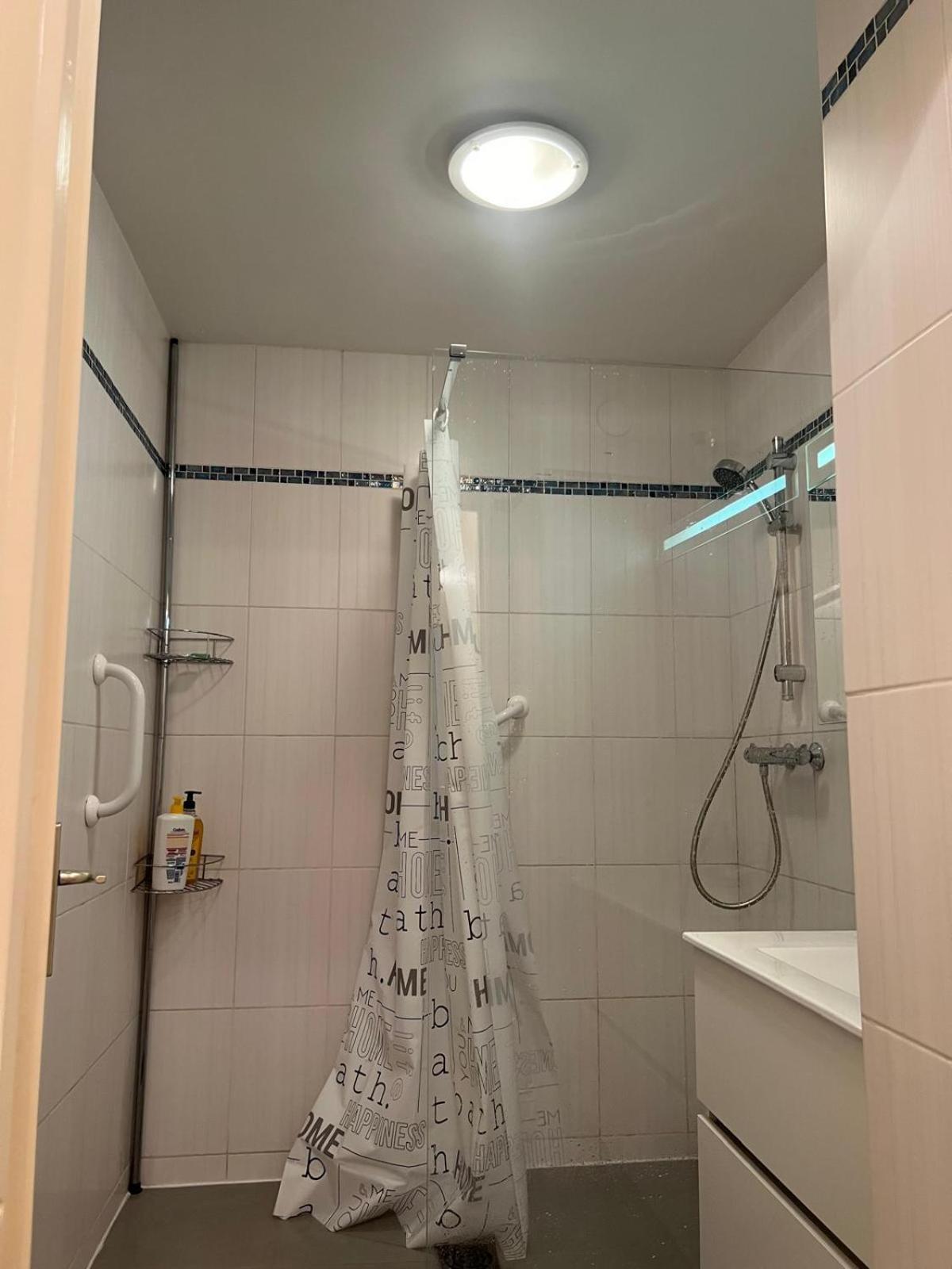 Champion Suites Sarcelles Luaran gambar